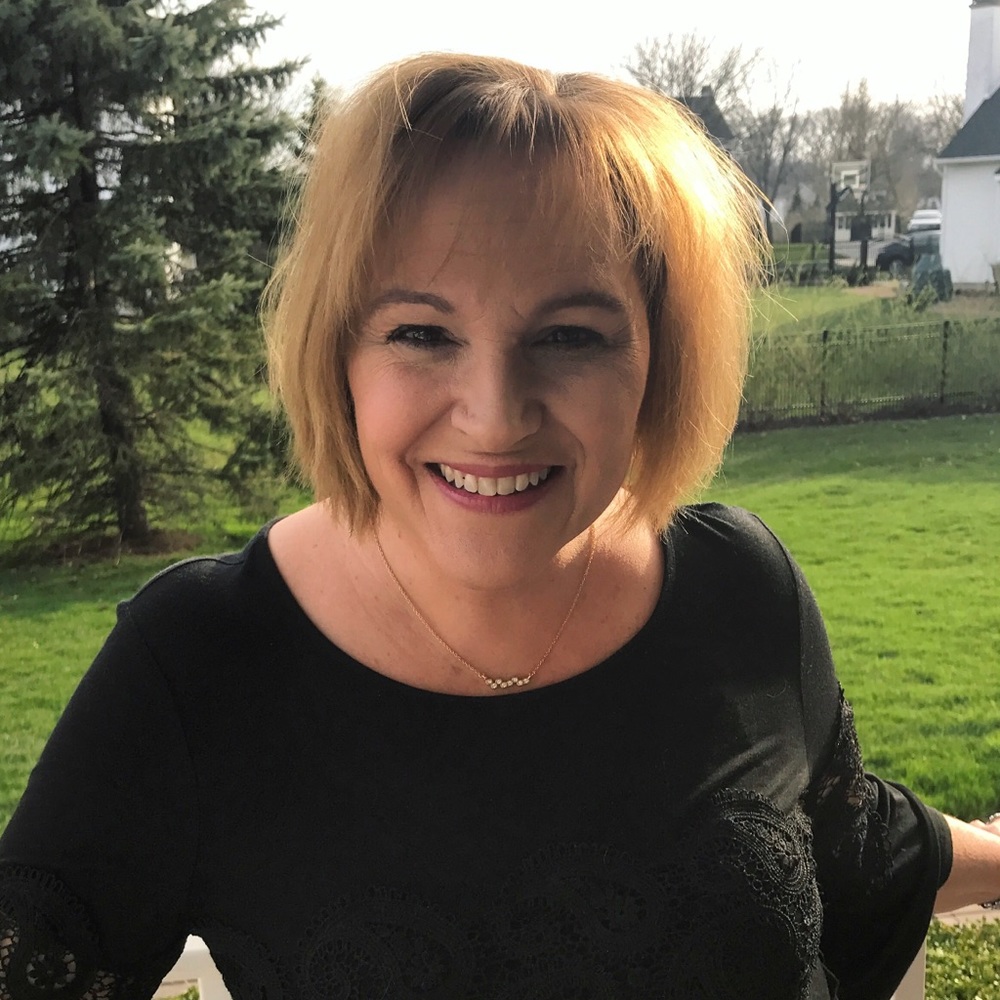 Meet your Posher, Amy